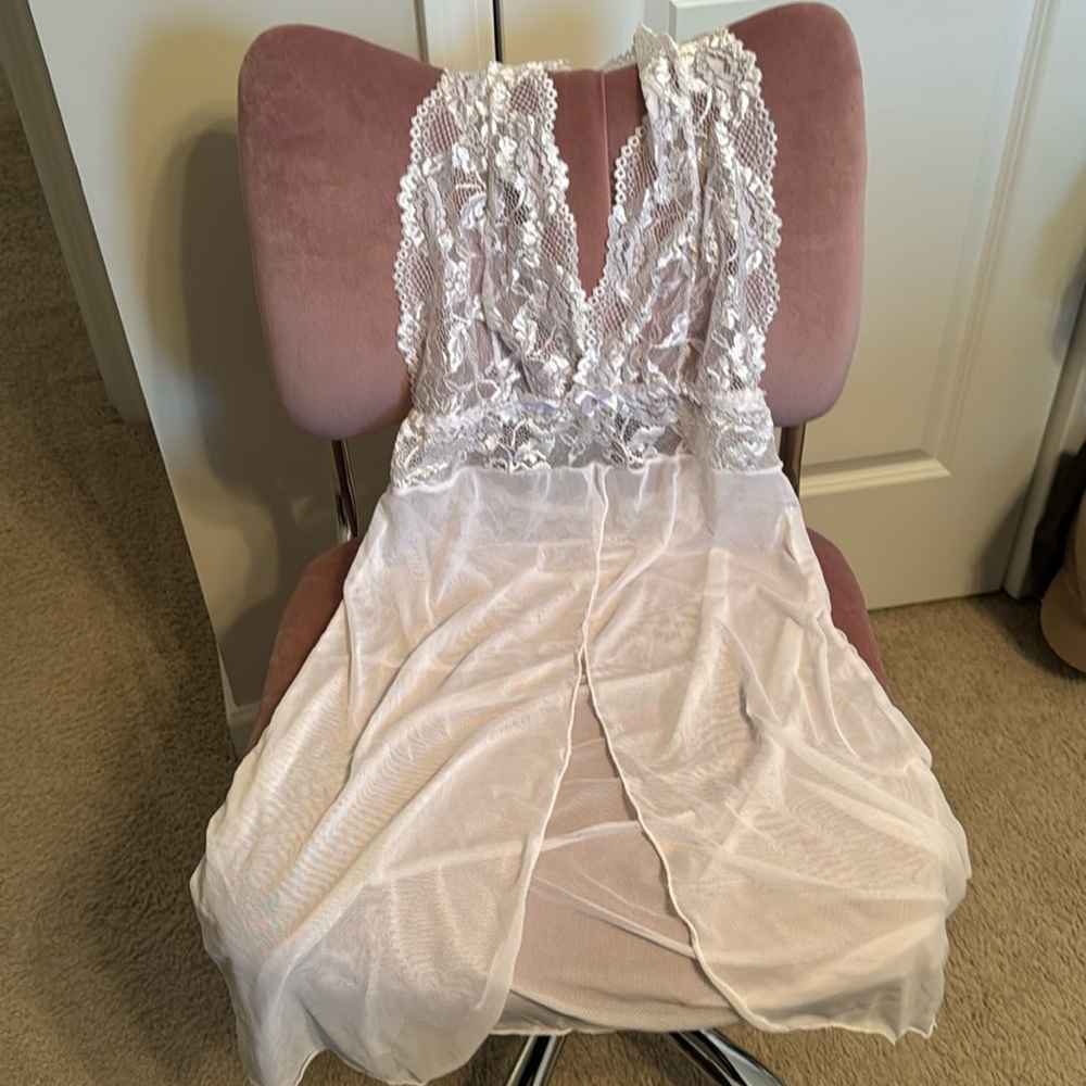 White lace sexy nightie